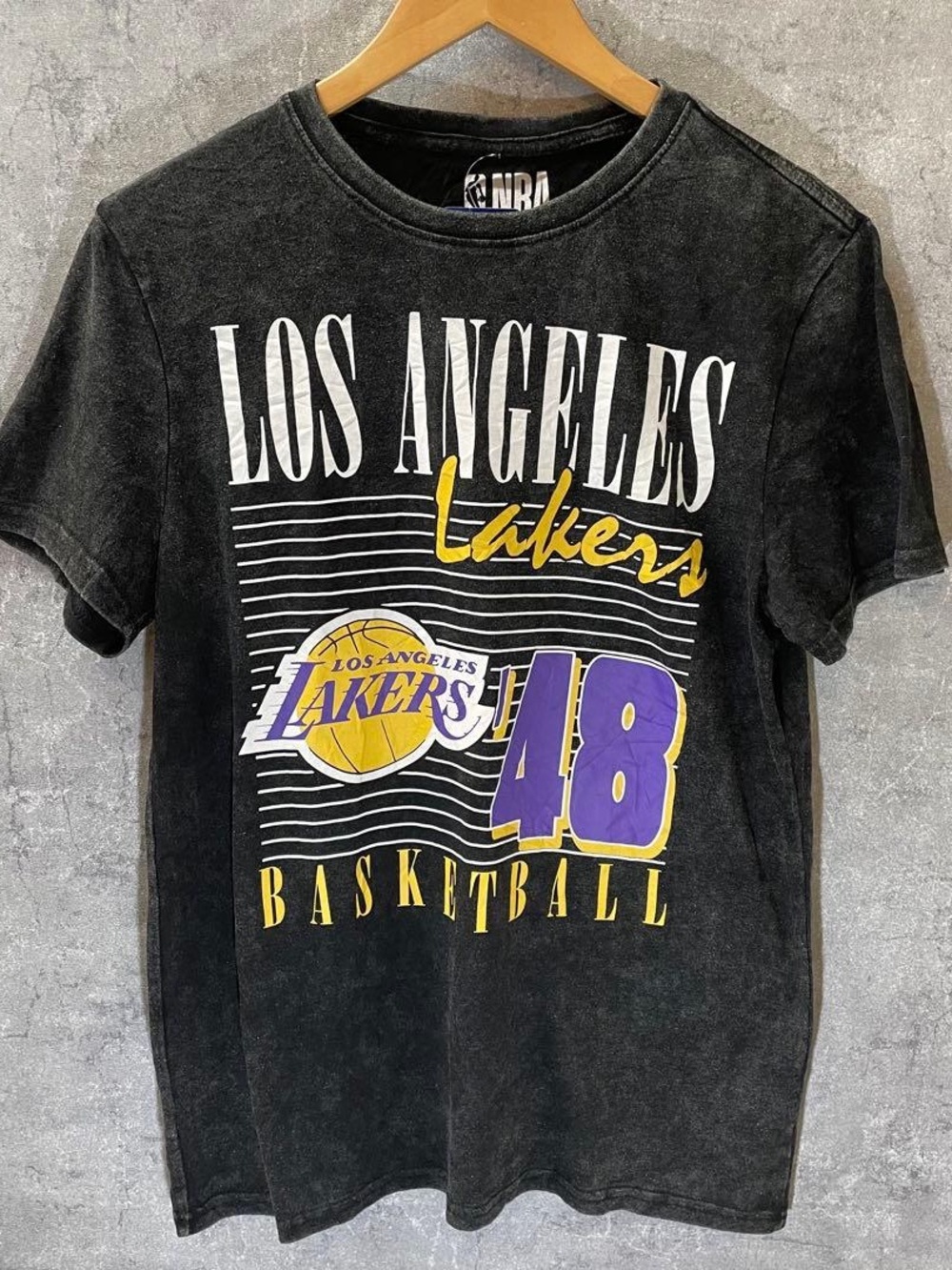 Official NBA LA Lakers T-Shirt. New with tags. Size S unisex.